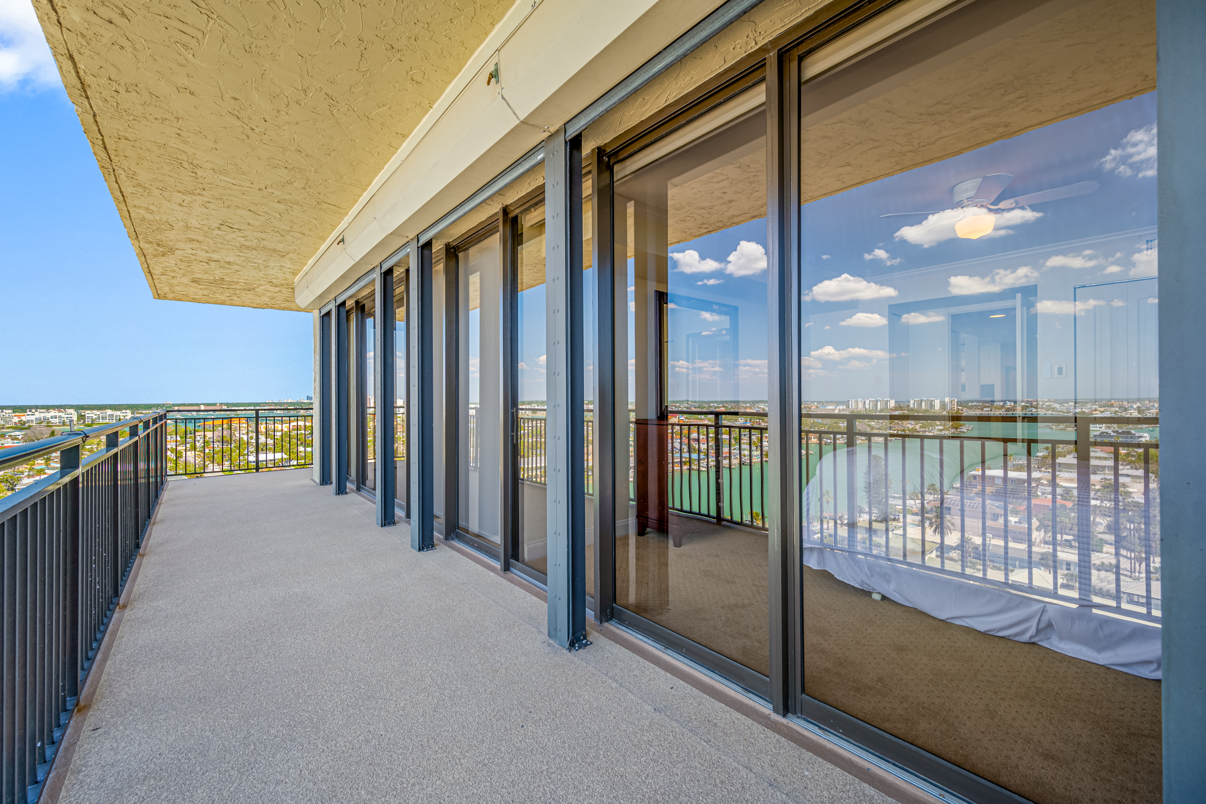 Treasure Island, Florida, 33706, United States, 2 Bedrooms Bedrooms, ,2 BathroomsBathrooms,Residential,For Sale,1998023