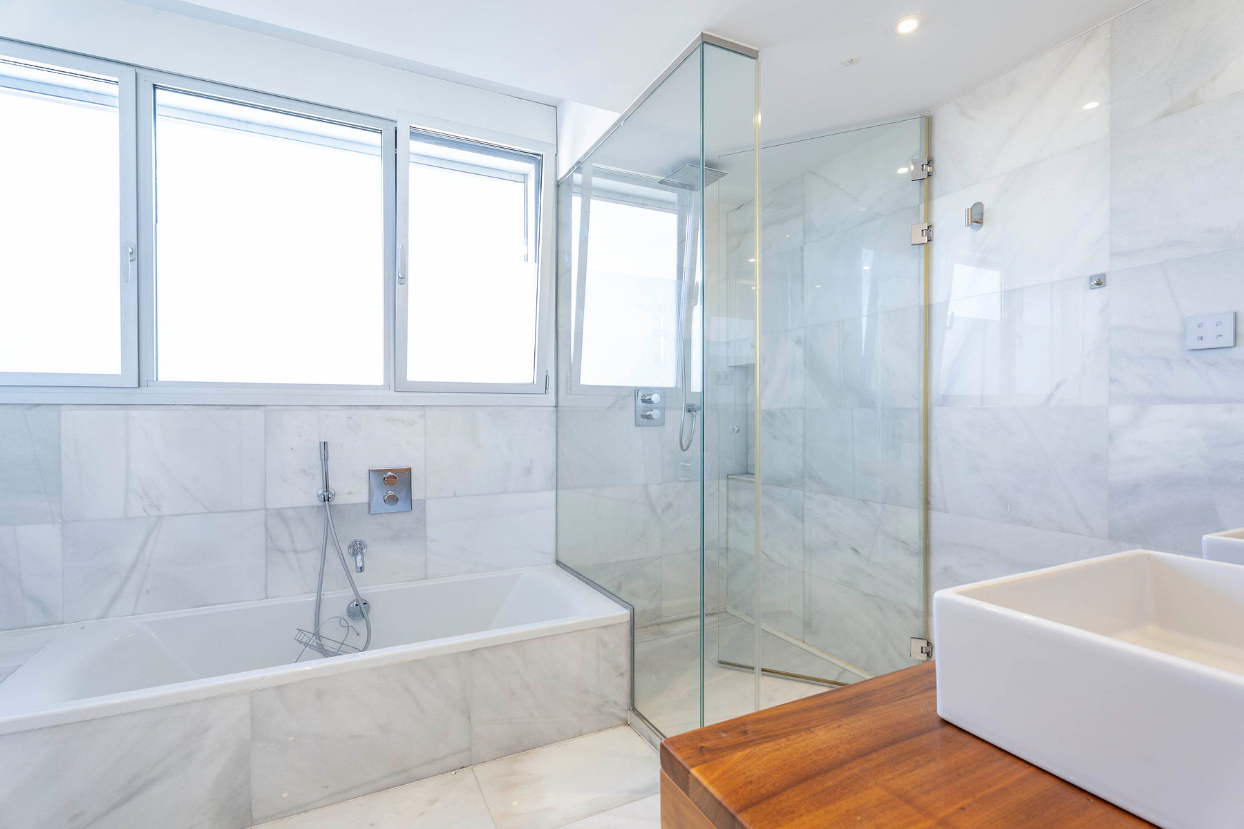  Modern Townhouse in Hortaleza, Madrid with Pool and Garden - 物件實景