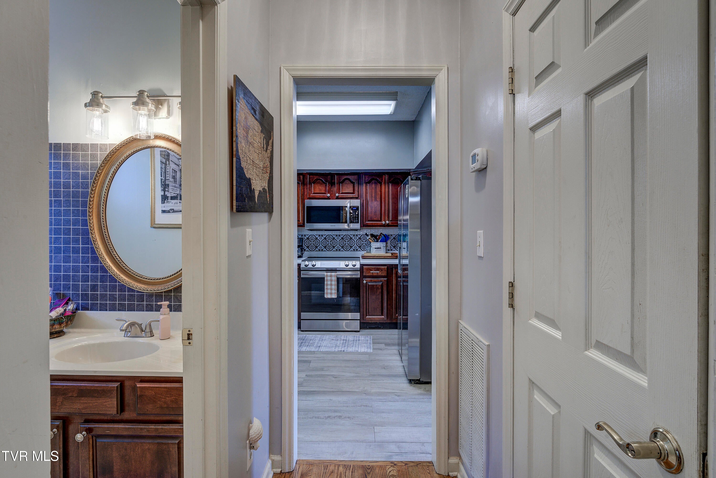 Kingsport, Tennessee, 37663, United States, 5 Bedrooms Bedrooms, ,3 BathroomsBathrooms,Residential,For Sale,1940461