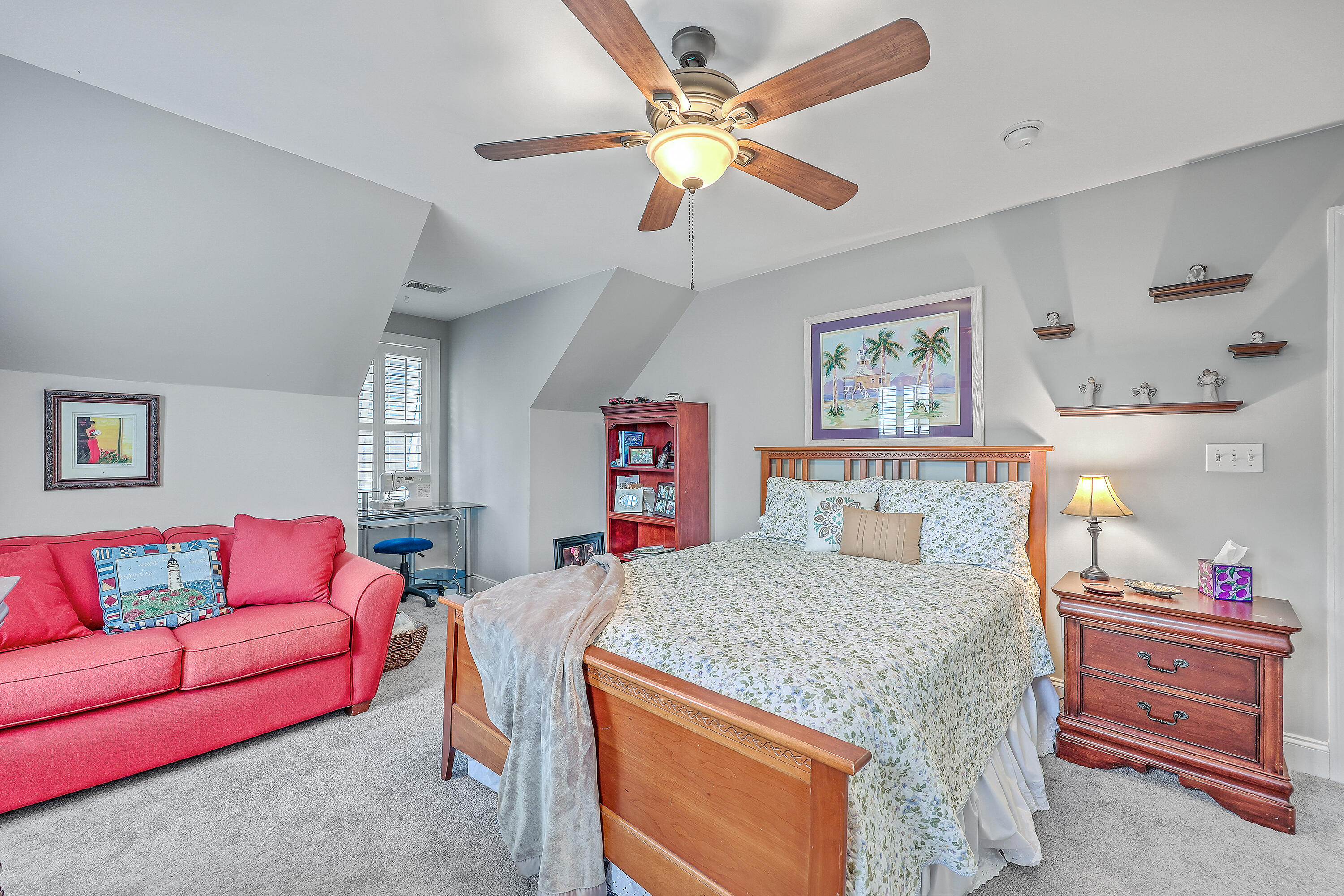 Mount Pleasant, South Carolina, 29466, United States, 3 Bedrooms Bedrooms, ,4 BathroomsBathrooms,Residential,For Sale,1798311