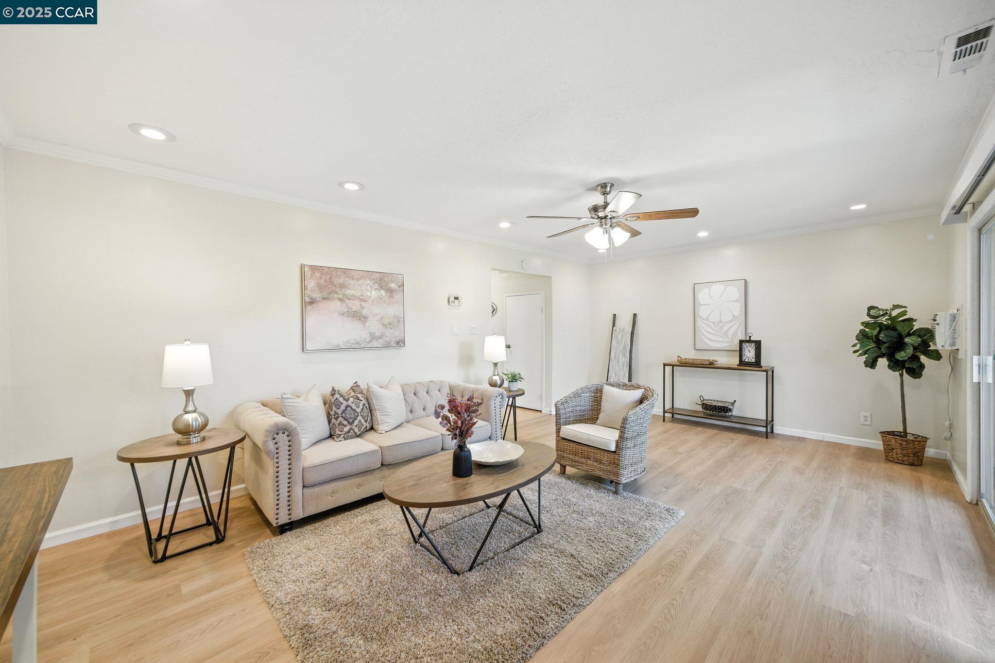 Concord, California, 94518, United States, 3 Bedrooms Bedrooms, ,2 BathroomsBathrooms,Residential,For Sale,1903400