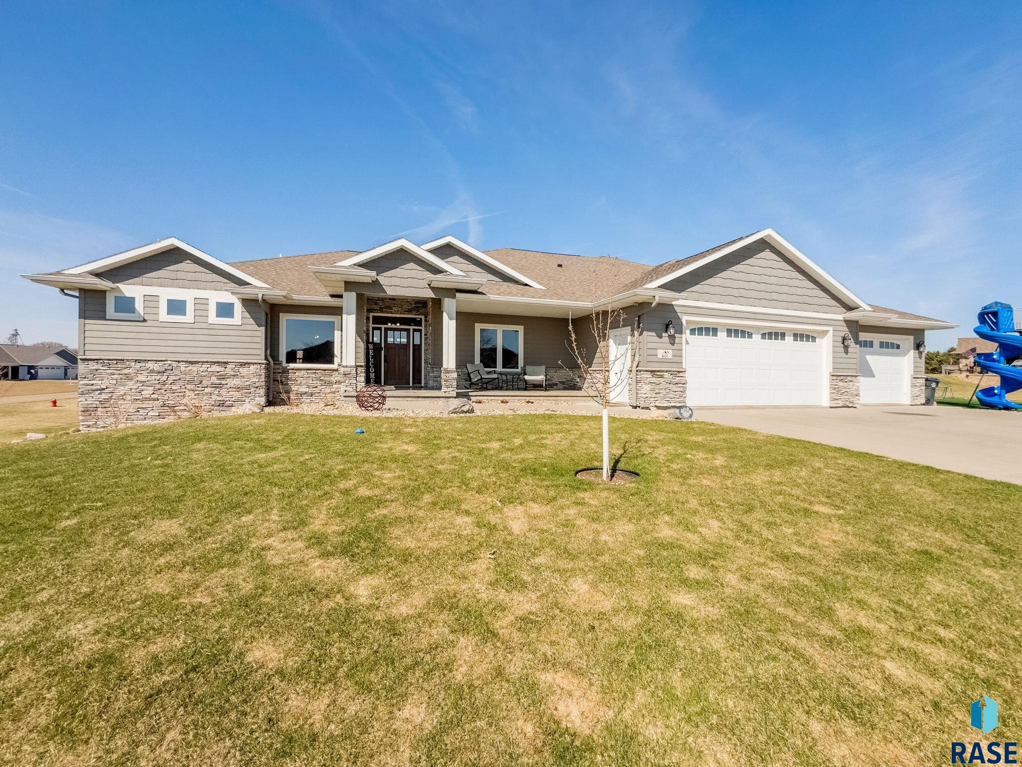 Lester, Iowa, 51242, United States, 4 Bedrooms Bedrooms, ,5 BathroomsBathrooms,Residential,For Sale,1926718