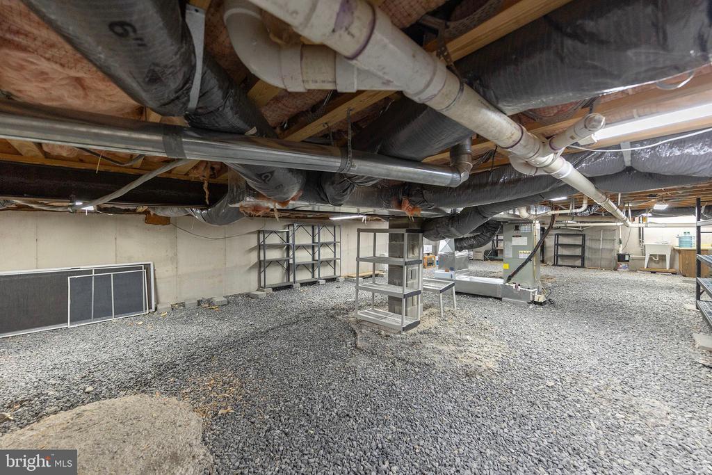 Strasburg, Virginia, 22657, United States, 2 Bedrooms Bedrooms, ,2 BathroomsBathrooms,Residential,For Sale,1996820