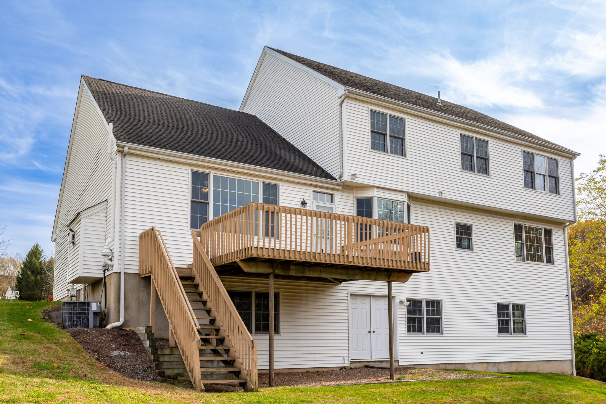 Rocky Hill, Connecticut, 06067, United States, 4 Bedrooms Bedrooms, ,3 BathroomsBathrooms,Residential,For Sale,1991962