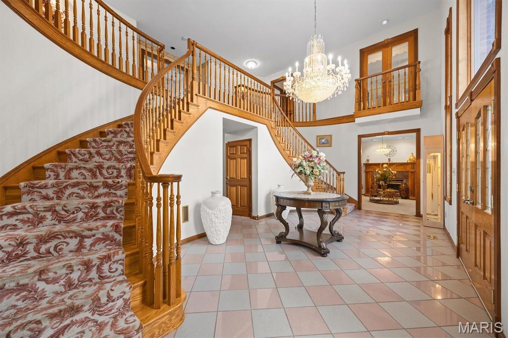 Shiloh, Illinois, 62221, United States, 5 Bedrooms Bedrooms, ,6 BathroomsBathrooms,Residential,For Sale,1890091