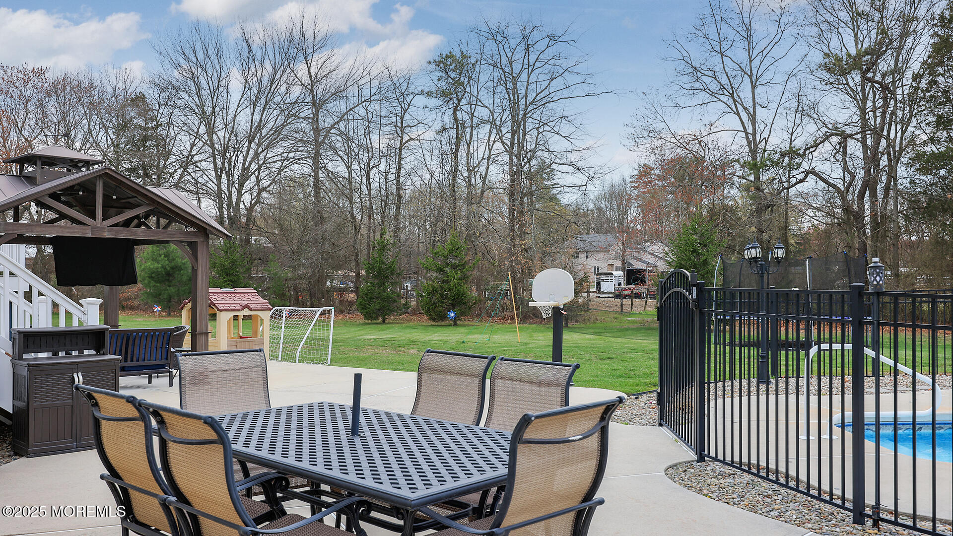 Jackson, New Jersey, 08527, United States, 5 Bedrooms Bedrooms, ,4 BathroomsBathrooms,Residential,For Sale,1779386