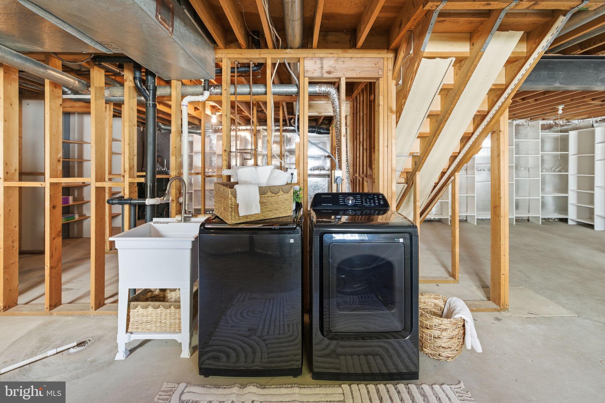 Fairfax, Virginia, 22032, United States, 4 Bedrooms Bedrooms, ,3 BathroomsBathrooms,Residential,For Sale,1984417