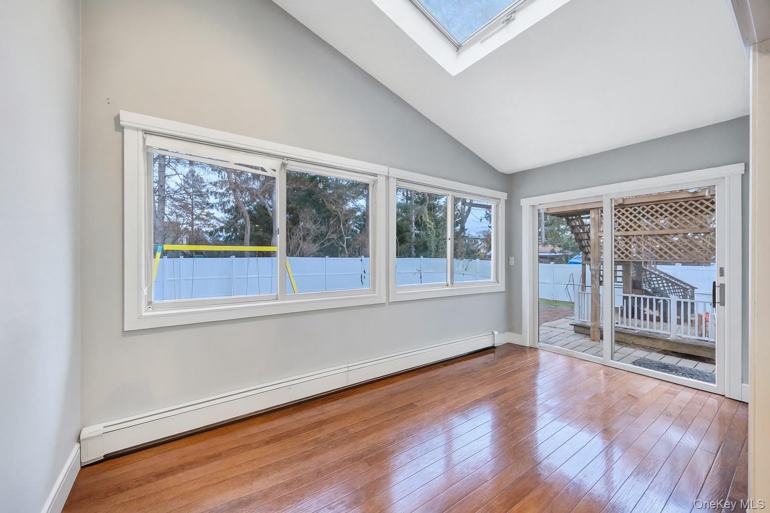 Lindenhurst, New York, 11757, United States, 5 Bedrooms Bedrooms, ,3 BathroomsBathrooms,Residential,For Sale,1917845