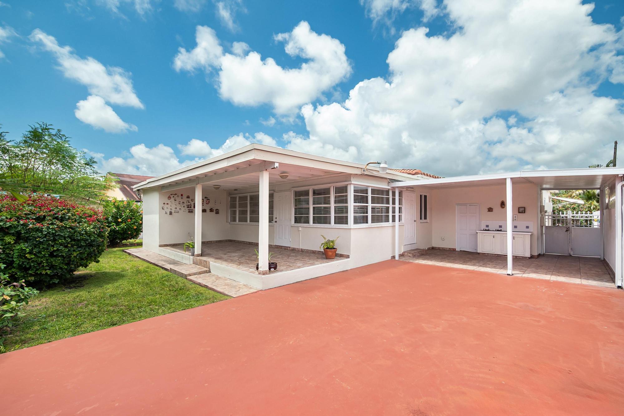 Miami, Florida, 33126, United States, 3 Bedrooms Bedrooms, ,3 BathroomsBathrooms,Residential,For Sale,1921989