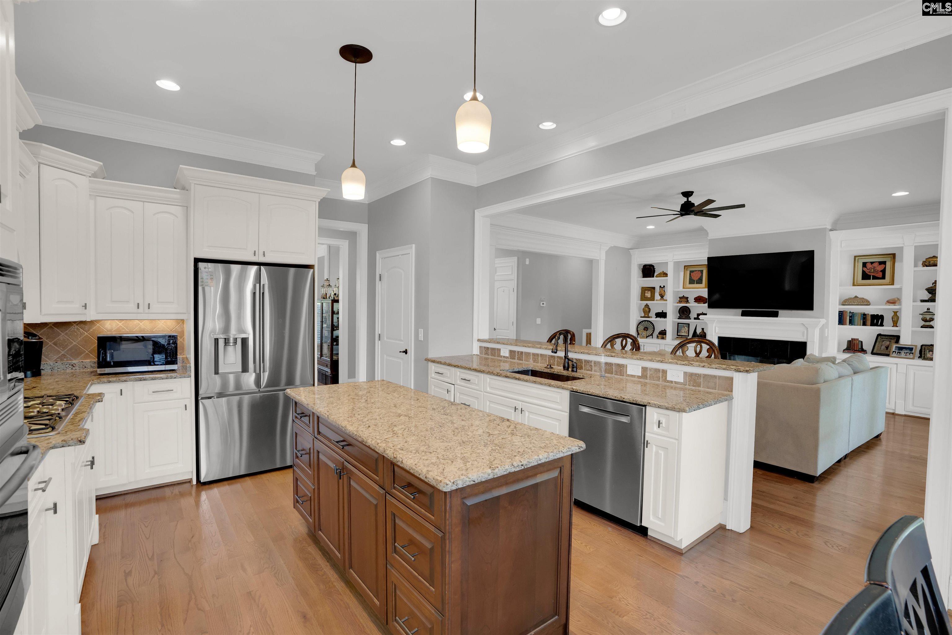 Chapin, South Carolina, 29036, United States, 5 Bedrooms Bedrooms, ,5 BathroomsBathrooms,Residential,For Sale,1932837