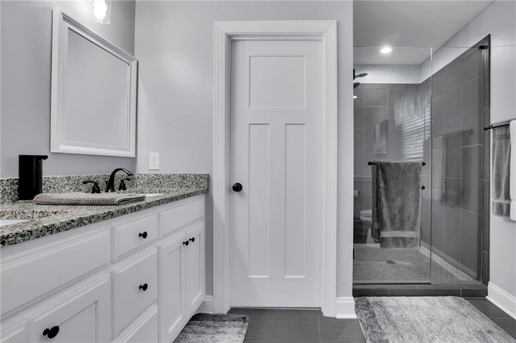 Dahlonega, Georgia, 30533, United States, 4 Bedrooms Bedrooms, ,4 BathroomsBathrooms,Residential,For Sale,1889816