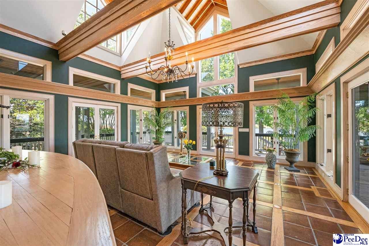 Florence, South Carolina, 29501, United States, 4 Bedrooms Bedrooms, ,5 BathroomsBathrooms,Residential,For Sale,1919552