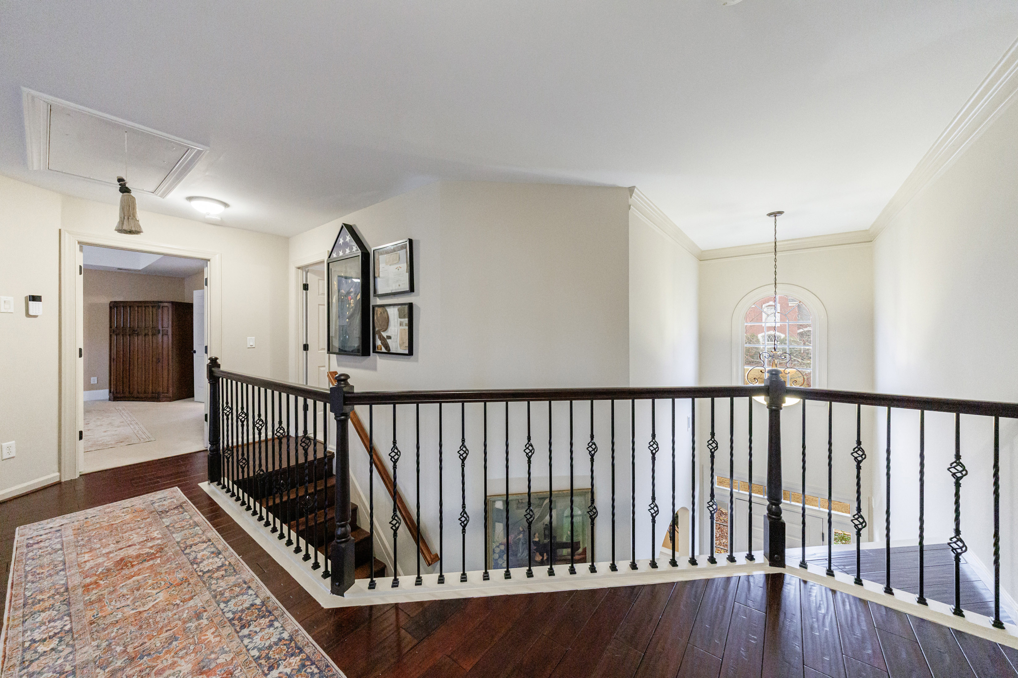  Beautifully Updated and Well Maintained Home in Sought-after Highcroft Community - 物件實景