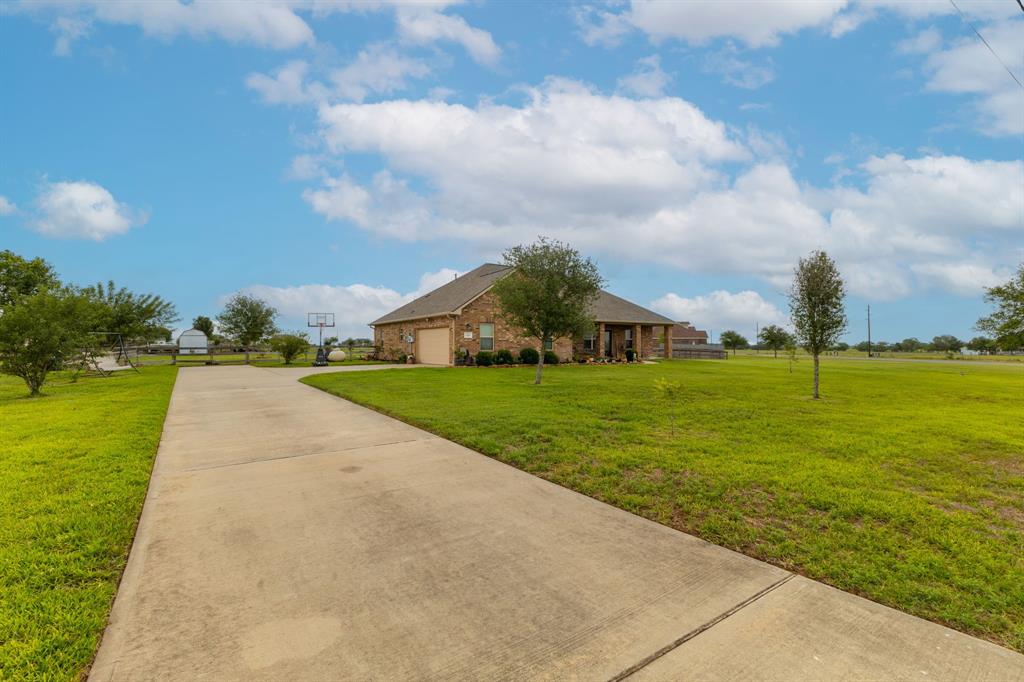 Sealy, Texas, 77474, United States, 3 Bedrooms Bedrooms, ,2 BathroomsBathrooms,Residential,For Sale,1846836