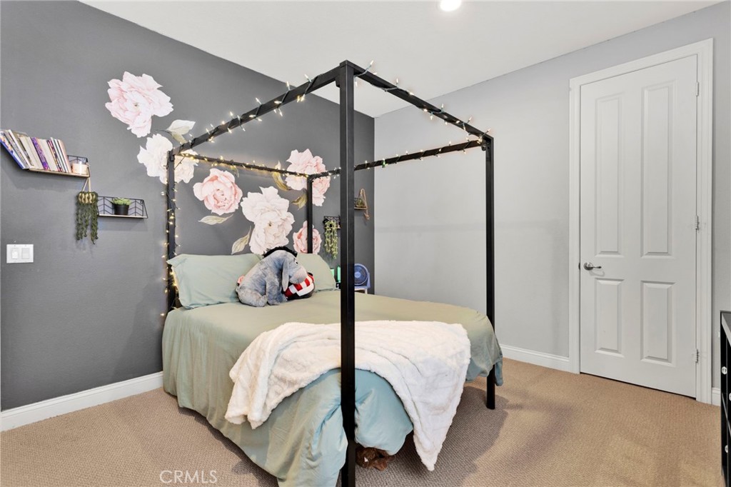 Hesperia, California, 92344, United States, 5 Bedrooms Bedrooms, ,4 BathroomsBathrooms,Residential,For Sale,2010754