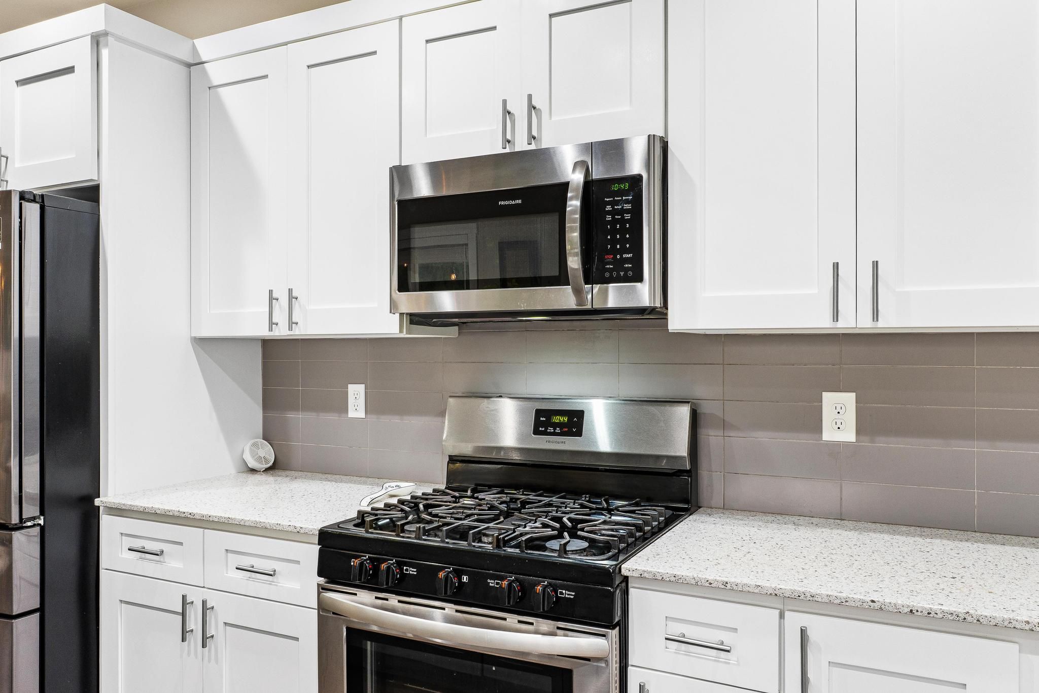  423 205th St SW, Lynnwood, WA 98036 - 物件實景