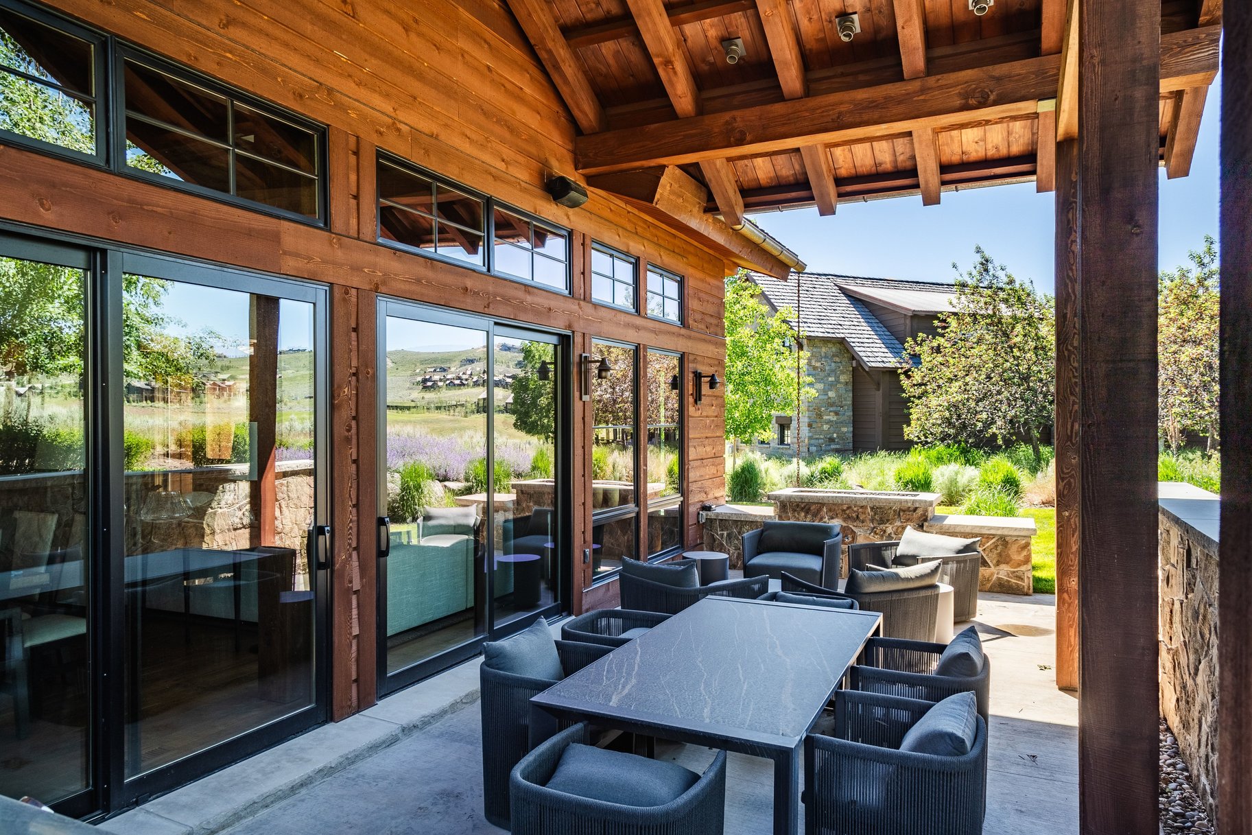  Exceptional Custom Home in Victory Ranch Close to Golf Club House - 物件實景