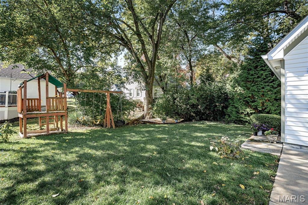 Kirkwood, Missouri, 63122, United States, 4 Bedrooms Bedrooms, ,4 BathroomsBathrooms,Residential,For Sale,1986224