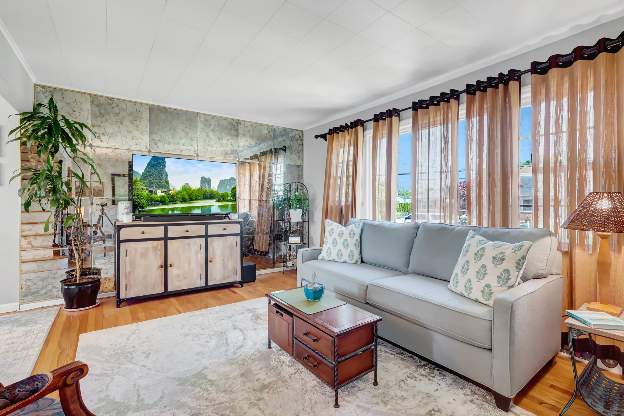  202 N Kings Avenue, Massapequa, NY, 11758 - 物件實景