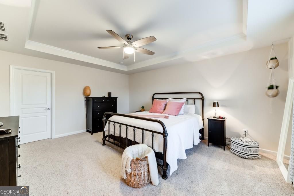 Cumming, Georgia, 30040, United States, 5 Bedrooms Bedrooms, ,5 BathroomsBathrooms,Residential,For Sale,1922351