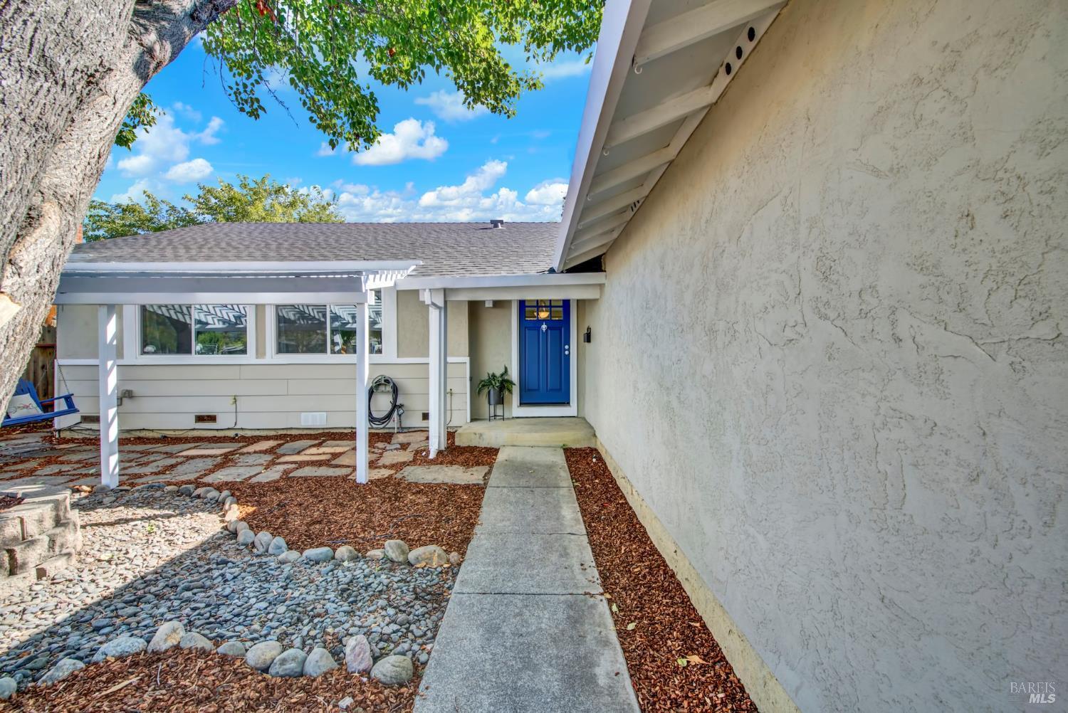 Napa, California, 94558, United States, 3 Bedrooms Bedrooms, ,2 BathroomsBathrooms,Residential,For Sale,1939926