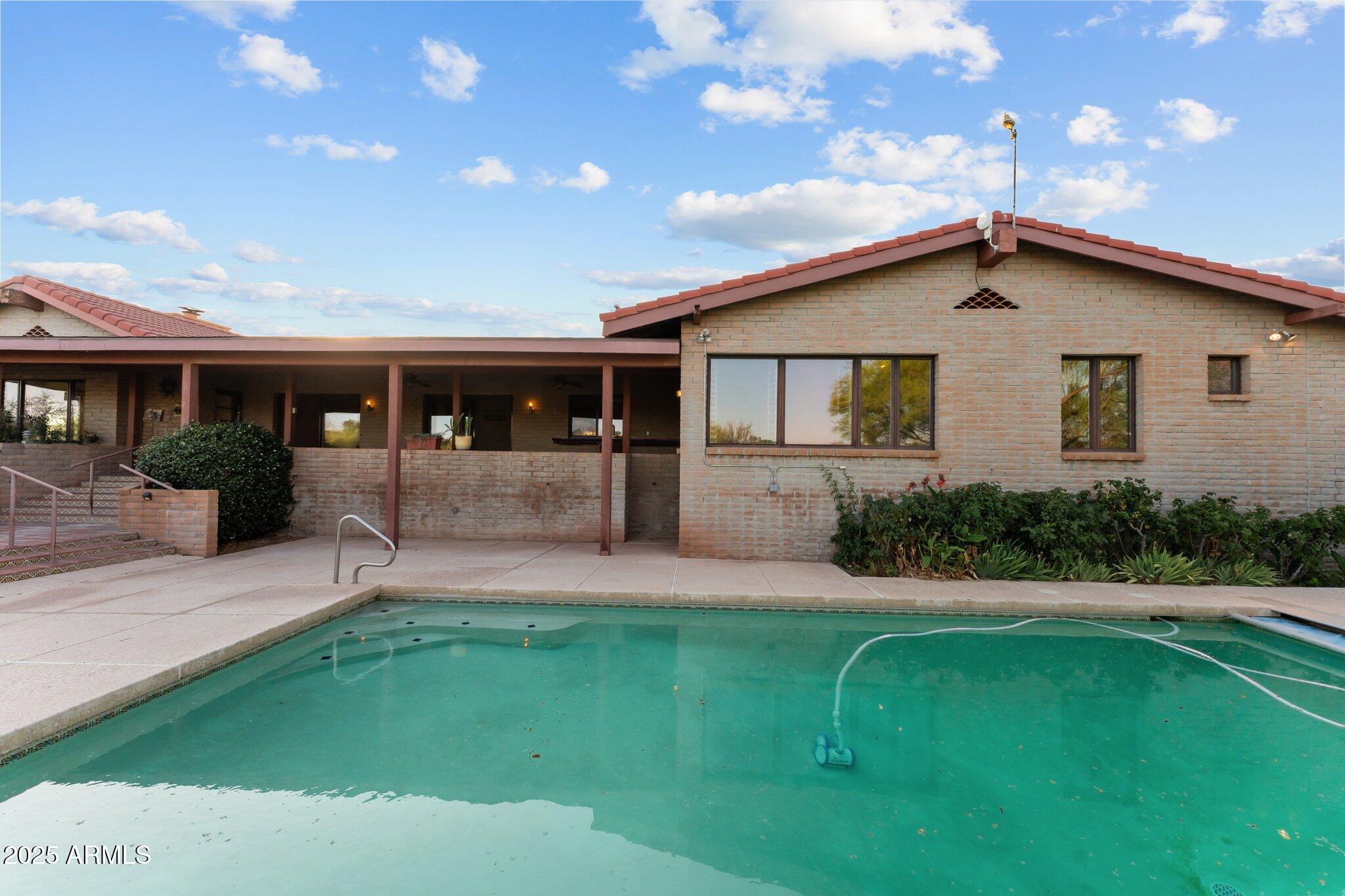 Wickenburg, Arizona, 85390, United States, 3 Bedrooms Bedrooms, ,3 BathroomsBathrooms,Residential,For Sale,1976707