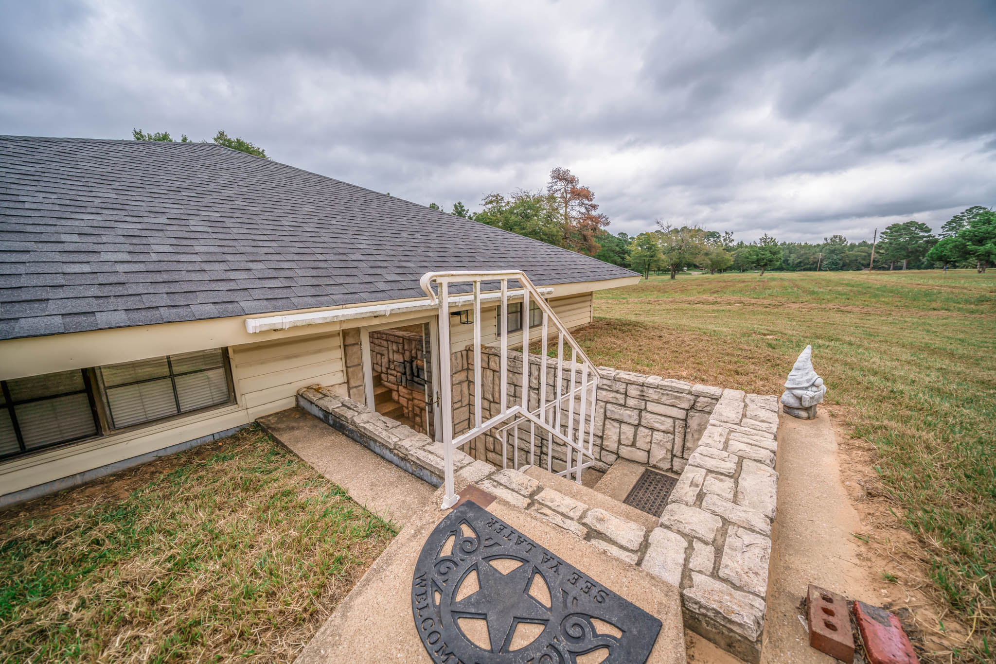 Jacksonville, Texas, 75766, United States, 4 Bedrooms Bedrooms, ,2 BathroomsBathrooms,Residential,For Sale,1974888