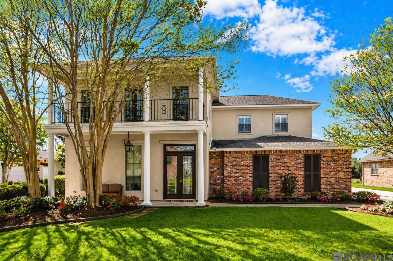Gonzales, Louisiana, 70737, United States, 4 Bedrooms Bedrooms, ,3 BathroomsBathrooms,Residential,For Sale,2023564