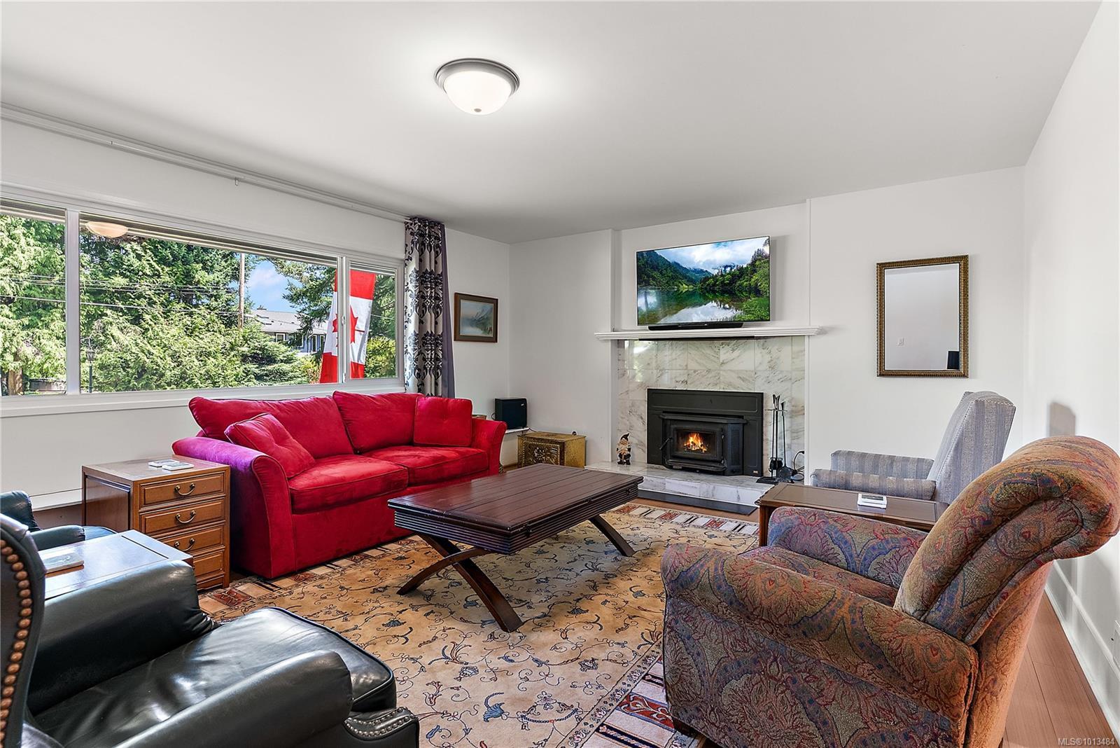 NORTH SAANICH, British Columbia, V8L 5J4, CA, 5 Bedrooms Bedrooms, ,Residential,For Sale,1950110