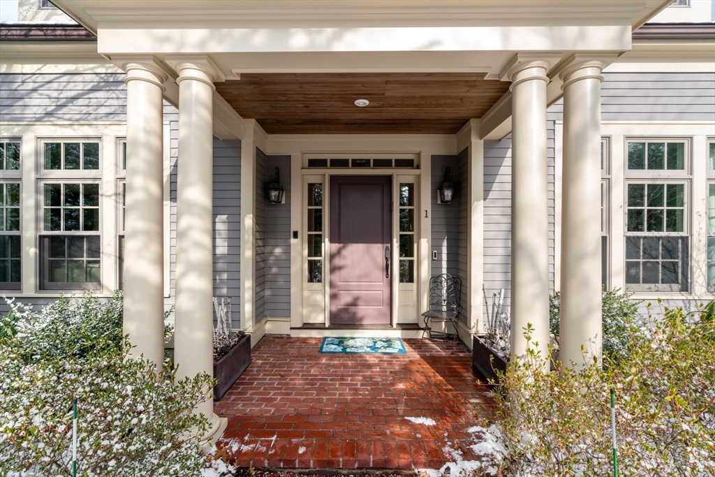 Weston, Massachusetts, 02493, United States, 3 Bedrooms Bedrooms, ,5 BathroomsBathrooms,Residential,For Sale,1941608