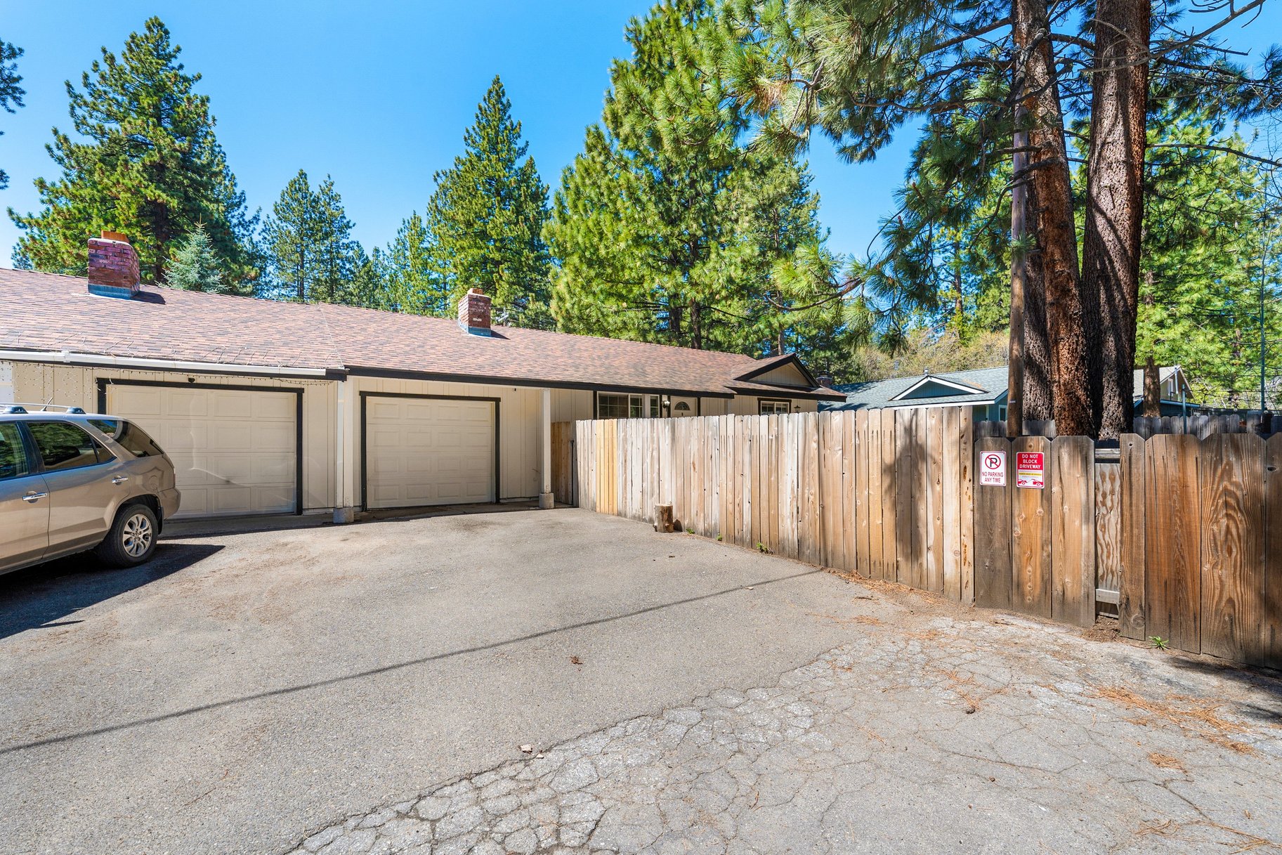  Income-Producing Duplex in South Lake Tahoe - 物件實景