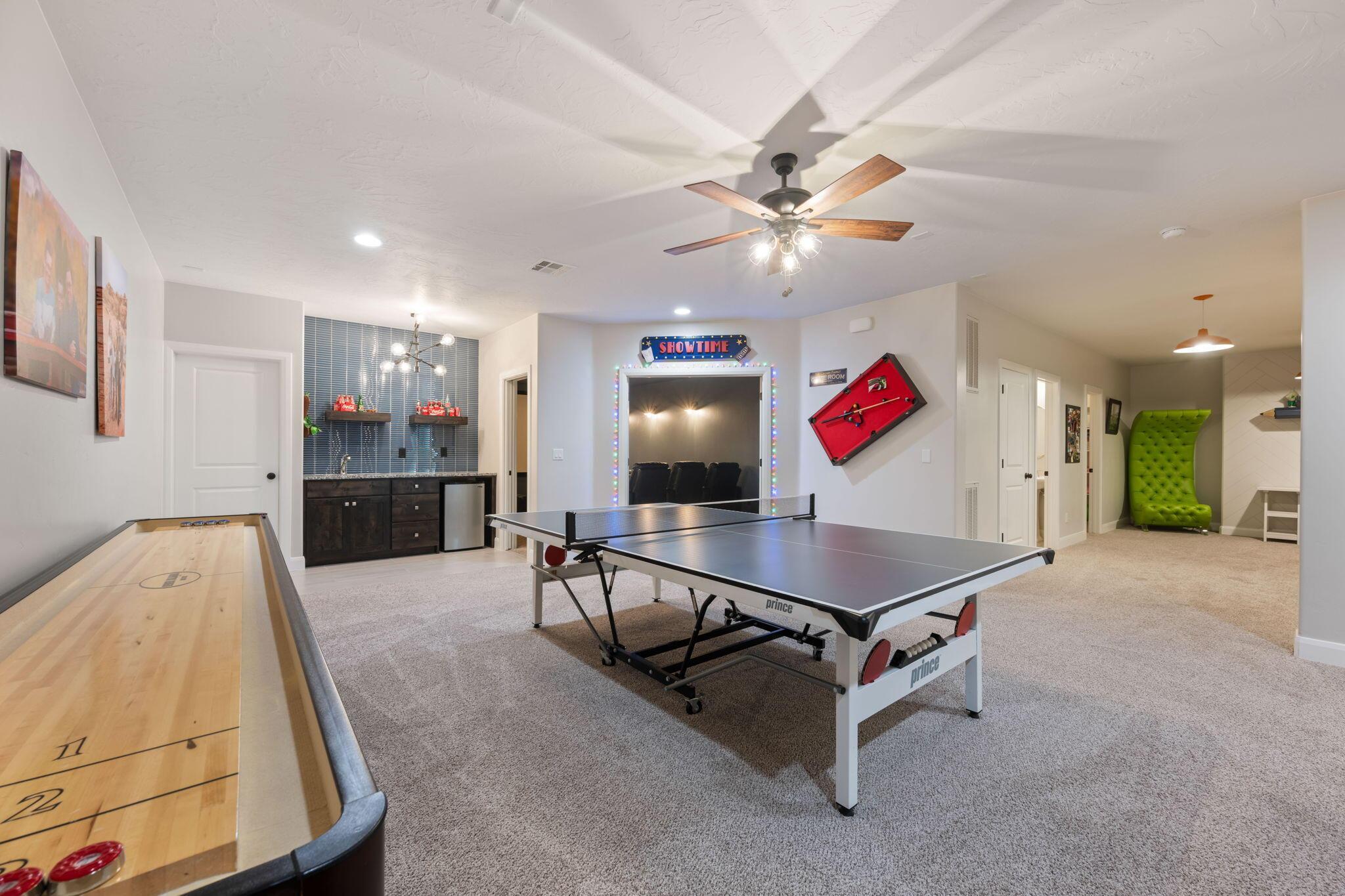 Hurricane, Utah, 84737, United States, 6 Bedrooms Bedrooms, ,6 BathroomsBathrooms,Residential,For Sale,1977381