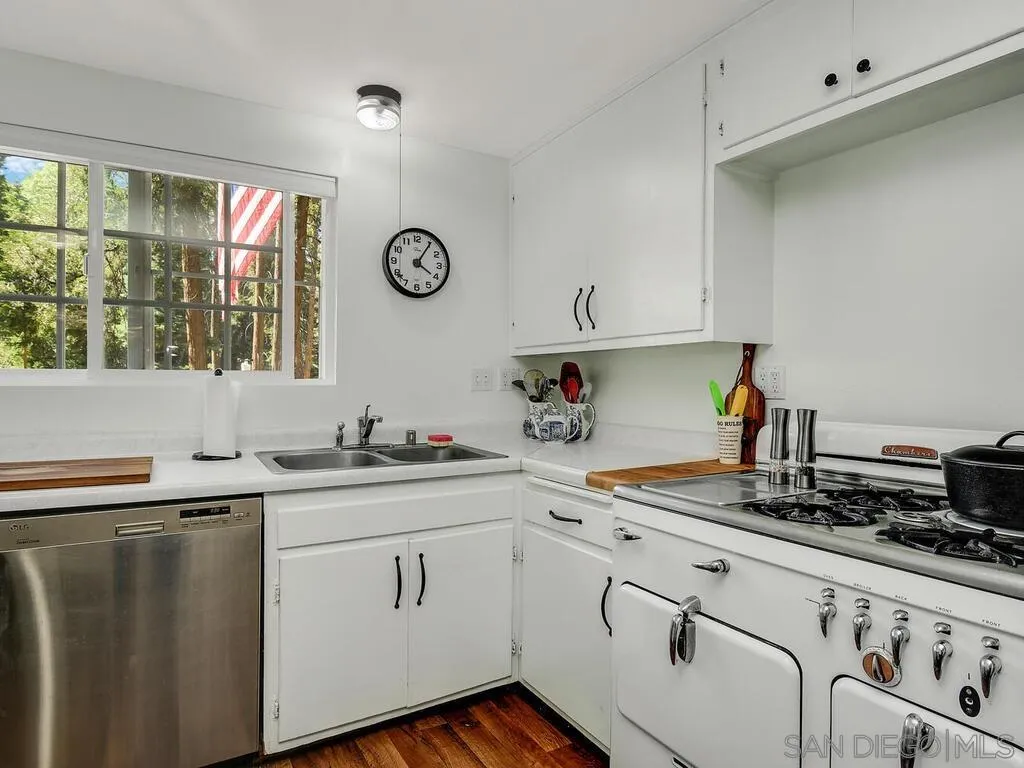 Palomar Mountain, California, 92060, United States, 1 Bedroom Bedrooms, ,1 BathroomBathrooms,Residential,For Sale,1792949
