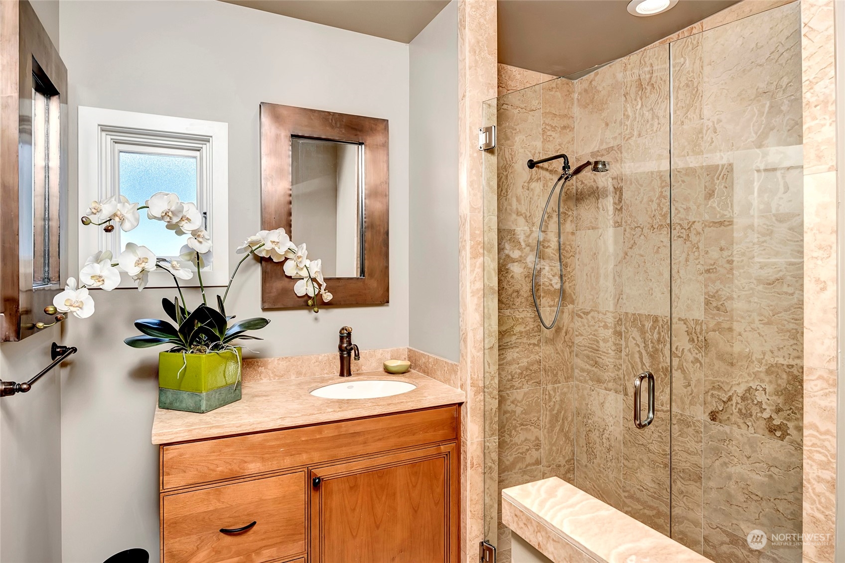 Seattle, Washington, 98112, United States, 5 Bedrooms Bedrooms, ,1 BathroomBathrooms,Residential,For Sale,1876095