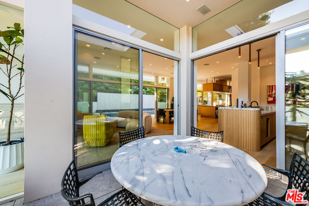 Beverly Hills, California, 90210, United States, 4 Bedrooms Bedrooms, ,5 BathroomsBathrooms,Residential,For Sale,1687212