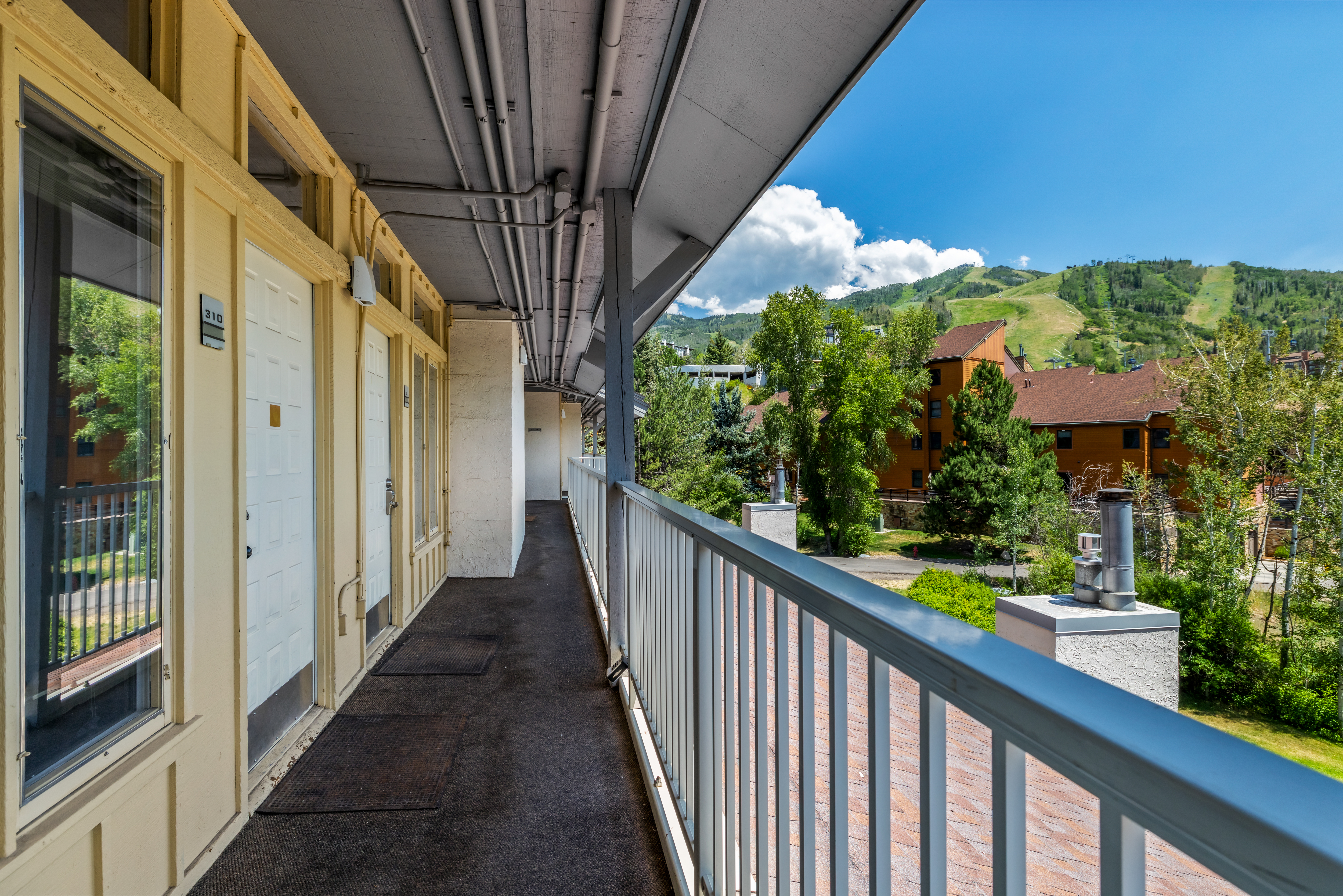  1920 Ski Time Square Drive #310, Steamboat Springs, CO 80487 - 物件實景