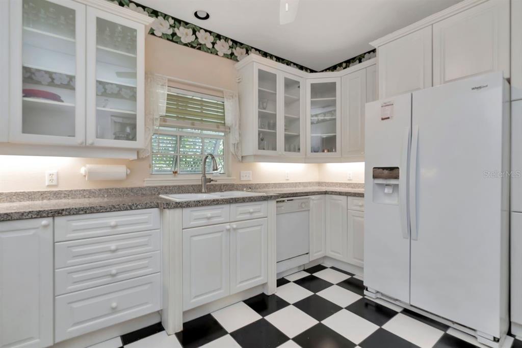Tarpon Springs, Florida, 34689, United States, 3 Bedrooms Bedrooms, ,3 BathroomsBathrooms,Residential,For Sale,1947969