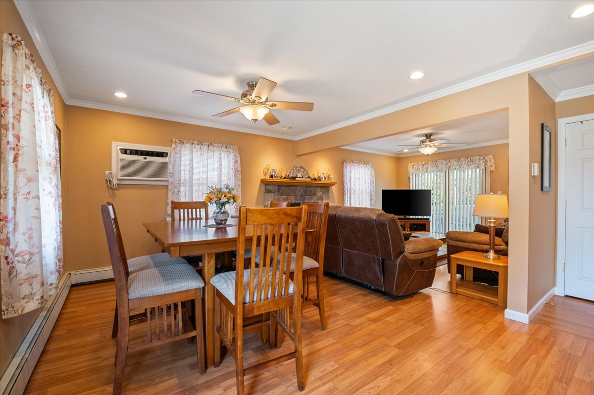 Levittown, New York, 11756, United States, 5 Bedrooms Bedrooms, ,2 BathroomsBathrooms,Residential,For Sale,1920496