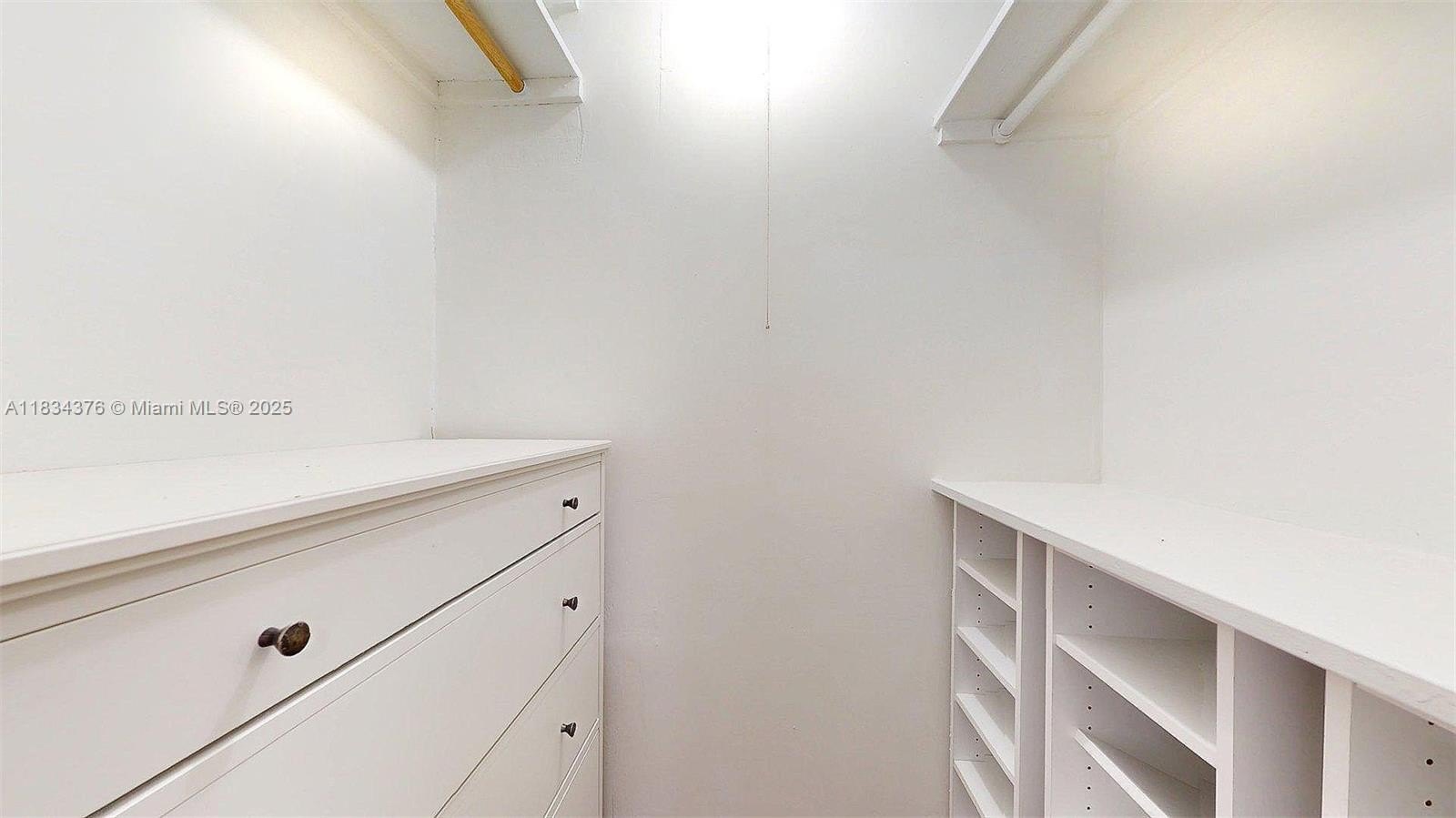 Coral Gables, Florida, 33134, United States, 2 Bedrooms Bedrooms, ,2 BathroomsBathrooms,Residential,For Sale,1989880