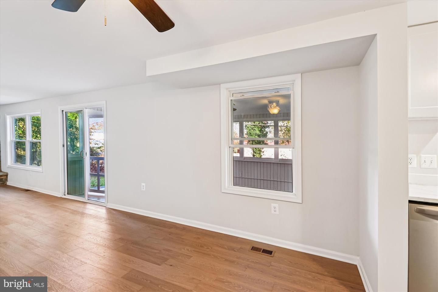 Riva, Maryland, 21140, United States, 4 Bedrooms Bedrooms, ,3 BathroomsBathrooms,Residential,For Sale,1993297