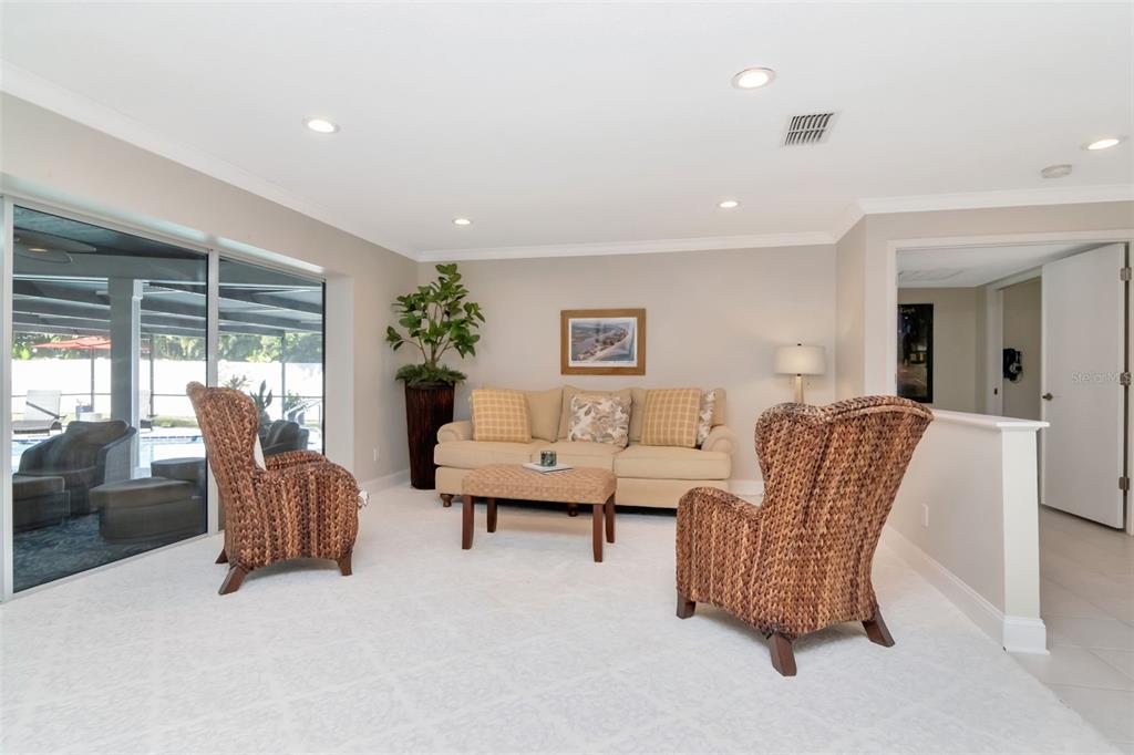 Clearwater, Florida, 33761, United States, 5 Bedrooms Bedrooms, ,3 BathroomsBathrooms,Residential,For Sale,1991990