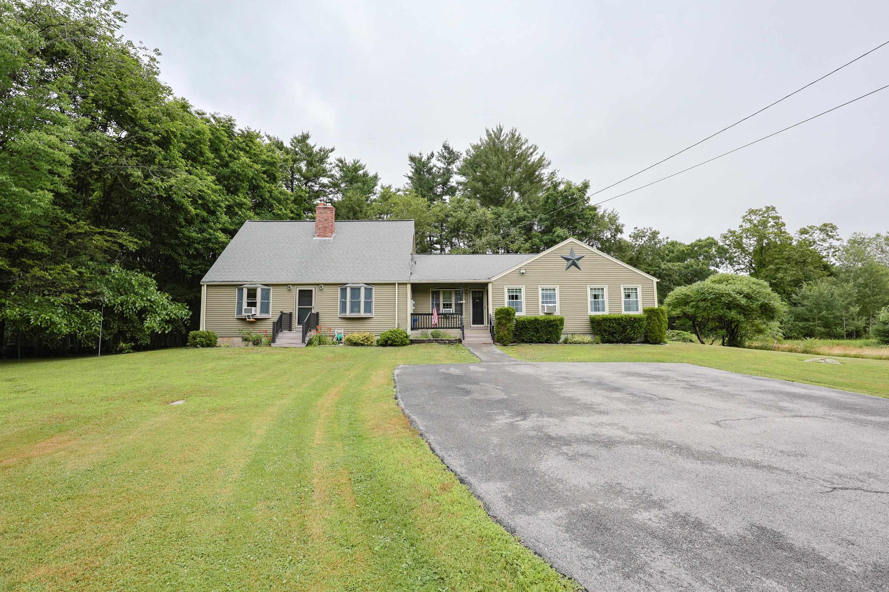 Hampstead, New Hampshire, 03826, United States, 4 Bedrooms Bedrooms, ,2 BathroomsBathrooms,Residential,For Sale,1890507
