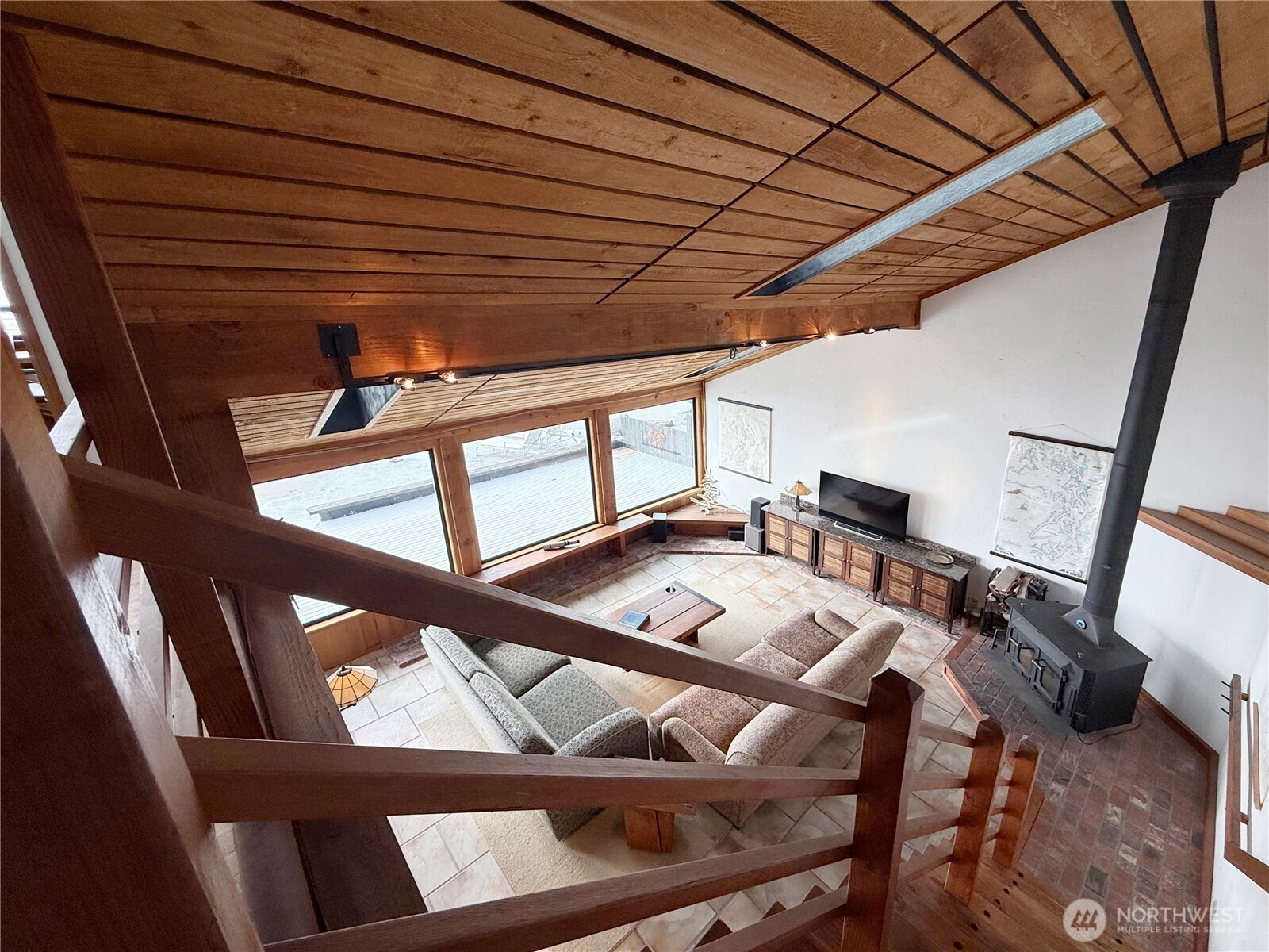 Hat Island, Washington, 98206, United States, 2 Bedrooms Bedrooms, ,2 BathroomsBathrooms,Residential,For Sale,1974776