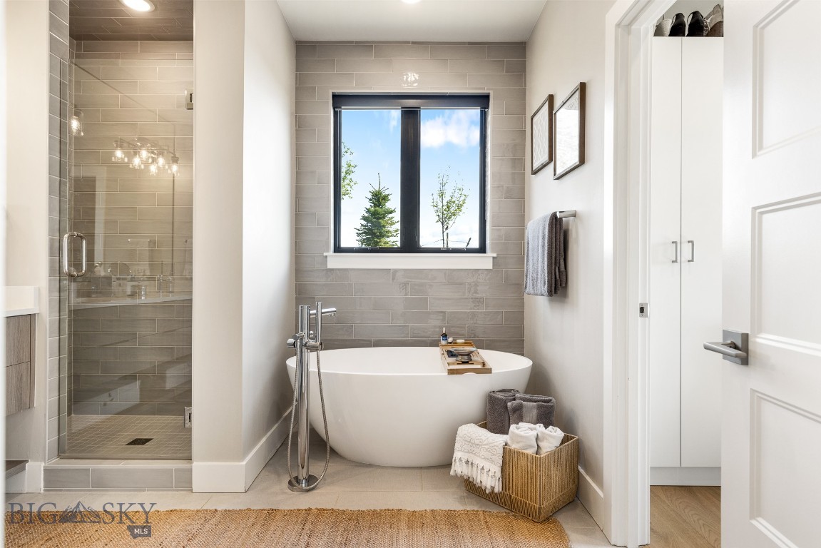 Bozeman, Montana, 59715, United States, 5 Bedrooms Bedrooms, ,5 BathroomsBathrooms,Residential,For Sale,1838122