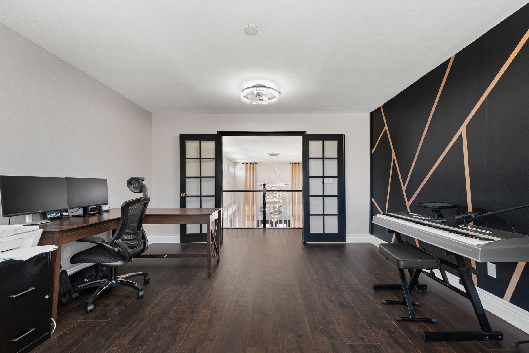  Custom Estate with Full Size Pickleball Court - 物件實景