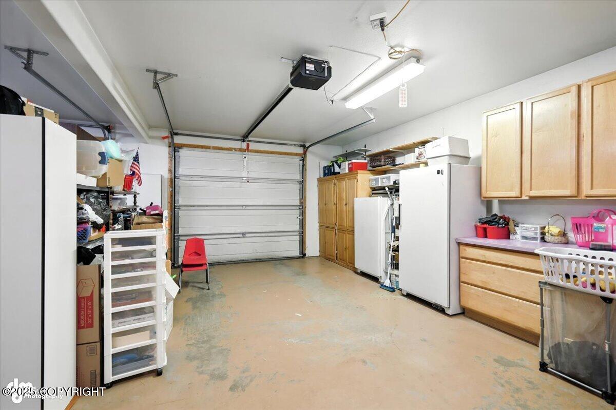 Wasilla, Alaska, 99654, United States, 5 Bedrooms Bedrooms, ,4 BathroomsBathrooms,Residential,For Sale,1974531