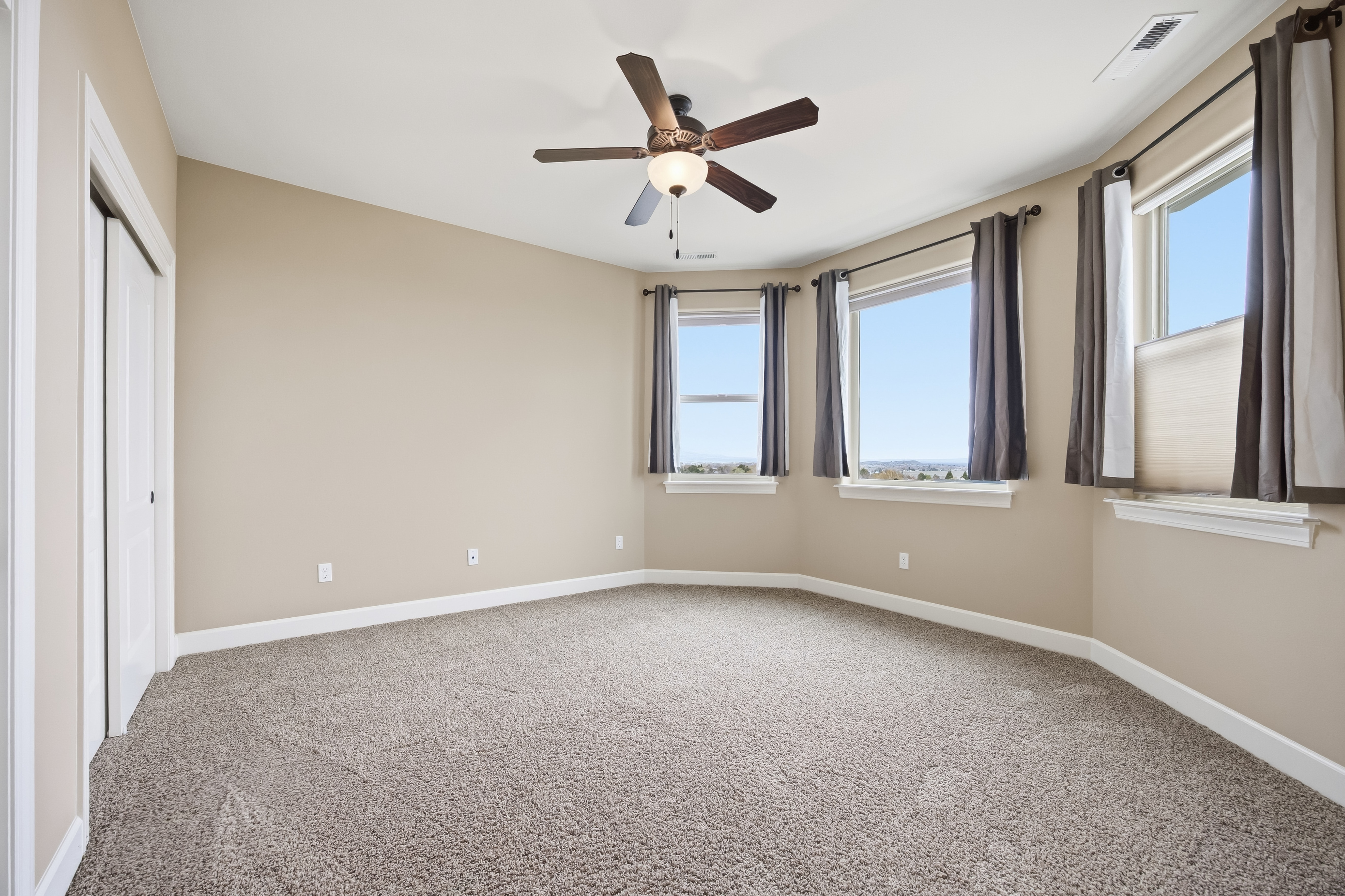  Luxury Living & Panoramic views - 物件實景