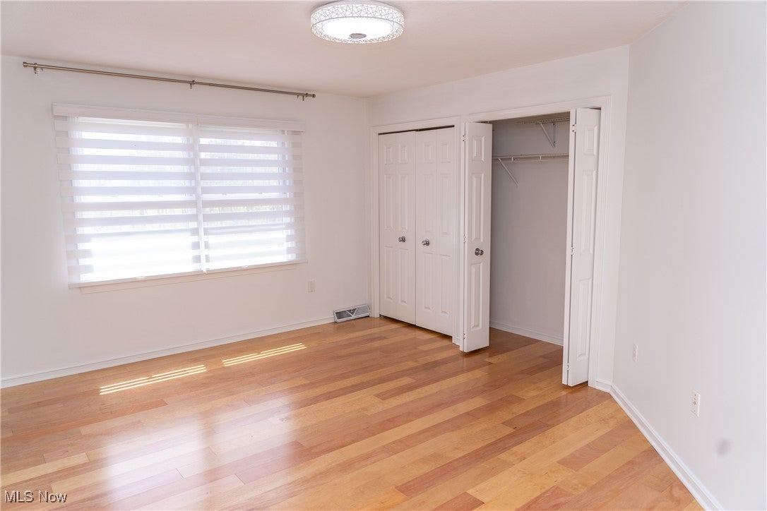 North Royalton, Ohio, 44133, United States, 4 Bedrooms Bedrooms, ,3 BathroomsBathrooms,Residential,For Sale,1973656