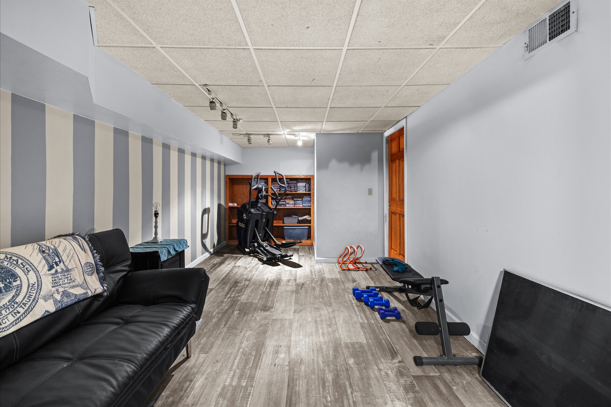  21 Colonial Drive - 物件實景