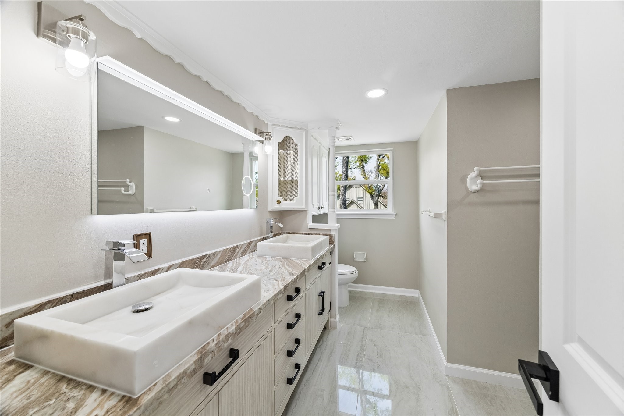  2302 Brooktree Drive - 物件實景